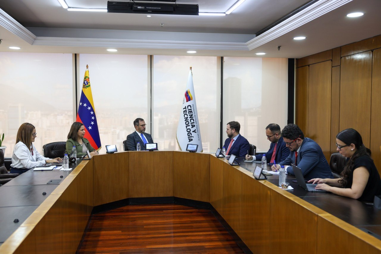 Venezuela y la CAF impulsan cooperación técnica en transformación digital e innovación