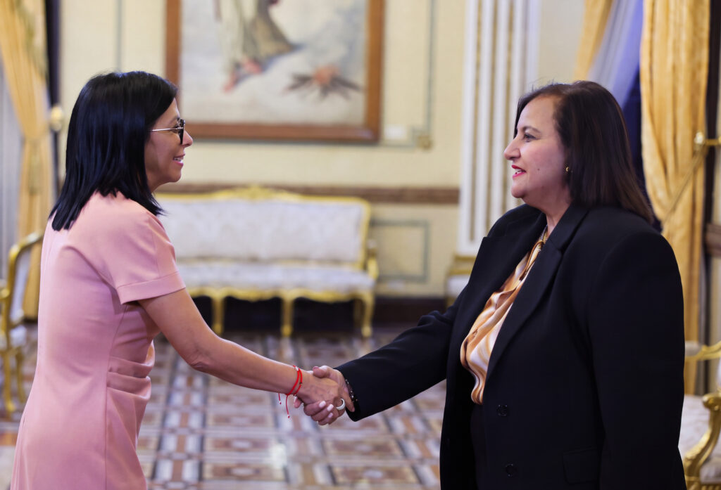 Dinorah Figuera tras reunión con Delcy Rodríguez: Abordamos la renovación de los poderes públicos y las perspectivas electorales