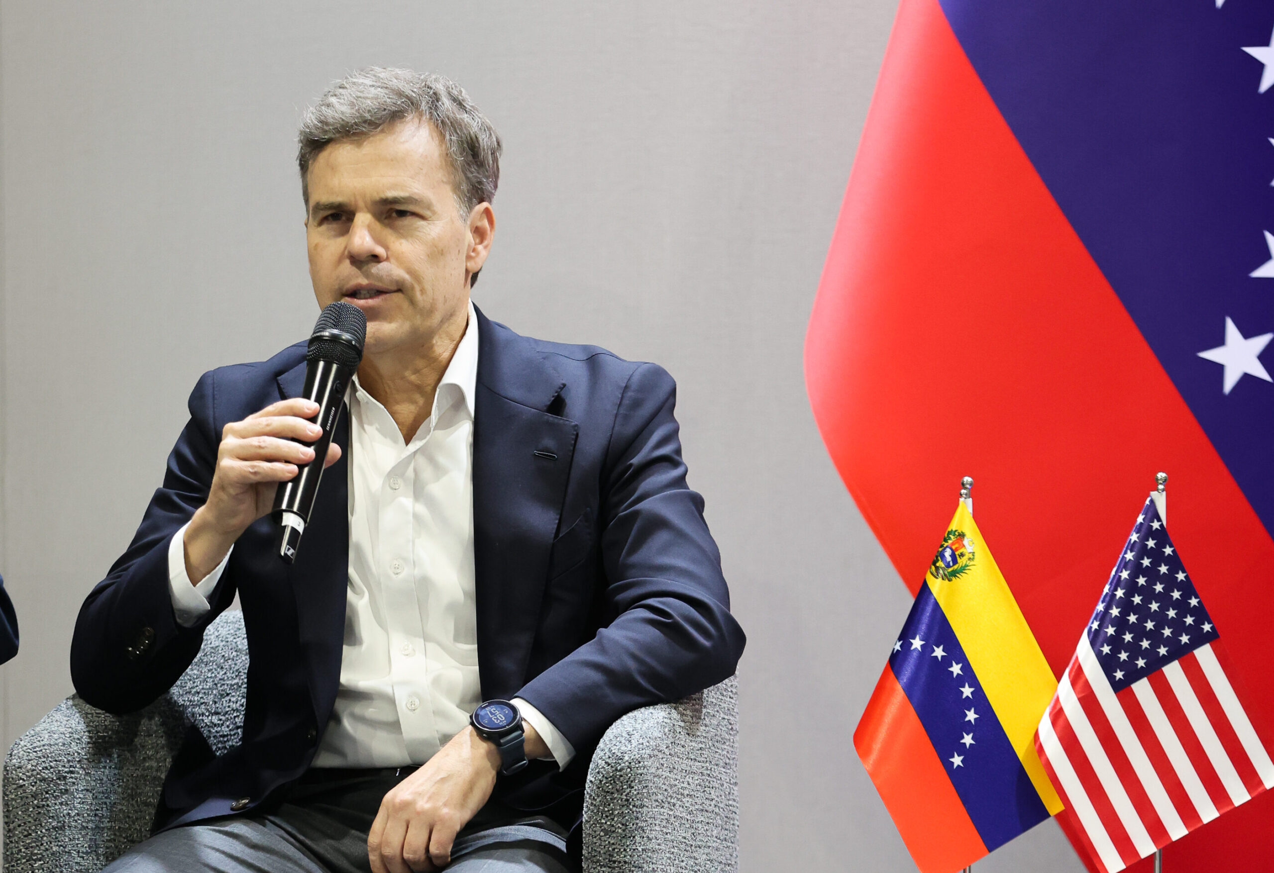 Jhon Barret califica de “impresionante” el avance del acuerdo petrolero entre EE.UU. y Venezuela: “Está cambiando el escenario de energía”