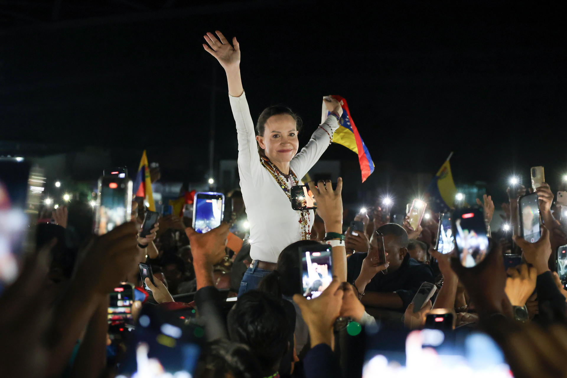 Liberación de presos, alianzas y elecciones en 2027: la hoja de ruta de Machado para Venezuela