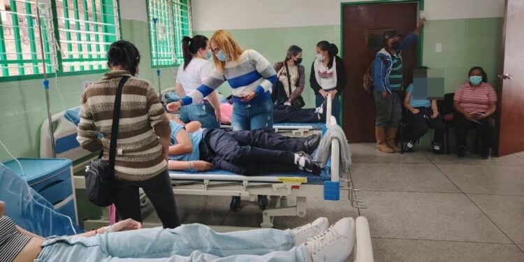 Exigen investigación exhaustiva por intoxicaciones masivas en escuelas del estado Trujillo