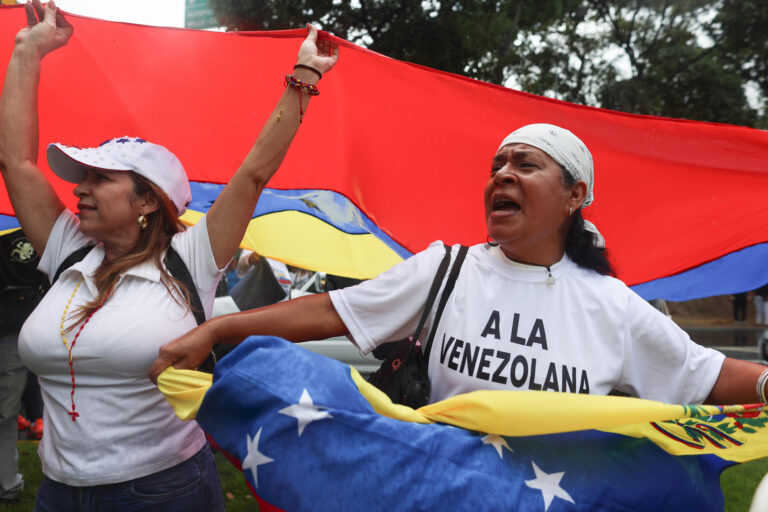 Oposición mayoritaria de Venezuela busca persuadir a EE.UU. para acelerar cambio político