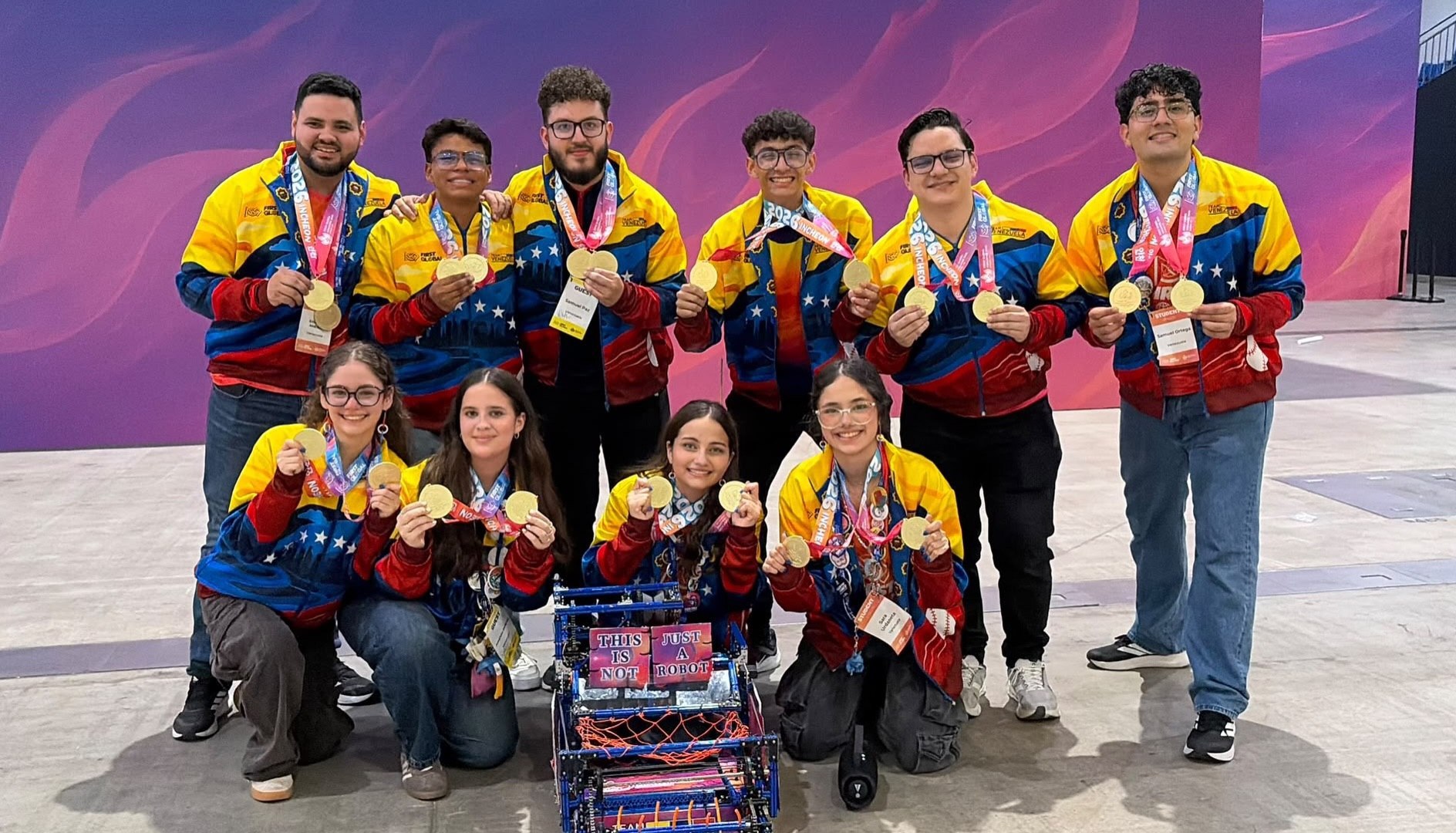 ¡Tricampeones del mundo! Venezuela hace historia en la FIRST Global Challenge 2026 con el robot "Guaira"