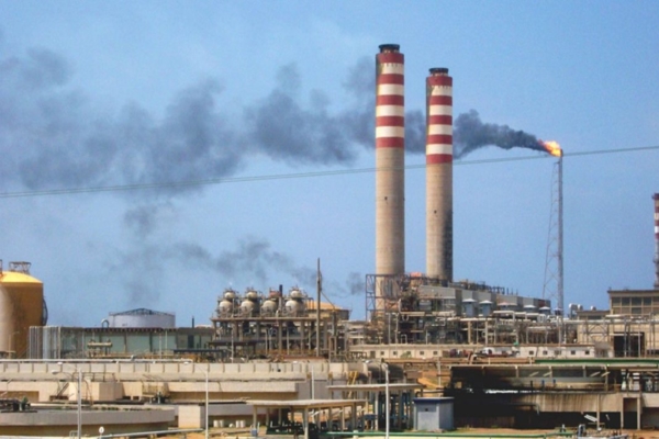 Pdvsa estima aumentar capacidad de refinación a 600.000 barriles diarios en 2027