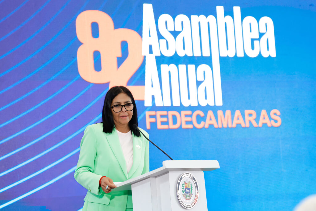 Venezuela está negociando 44 acuerdos más en materia de petróleo, dice Delcy Rodríguez