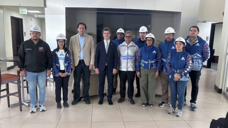 Una delegación de Venezuela llega a Panamá para brindar asistencia técnica tras terremoto