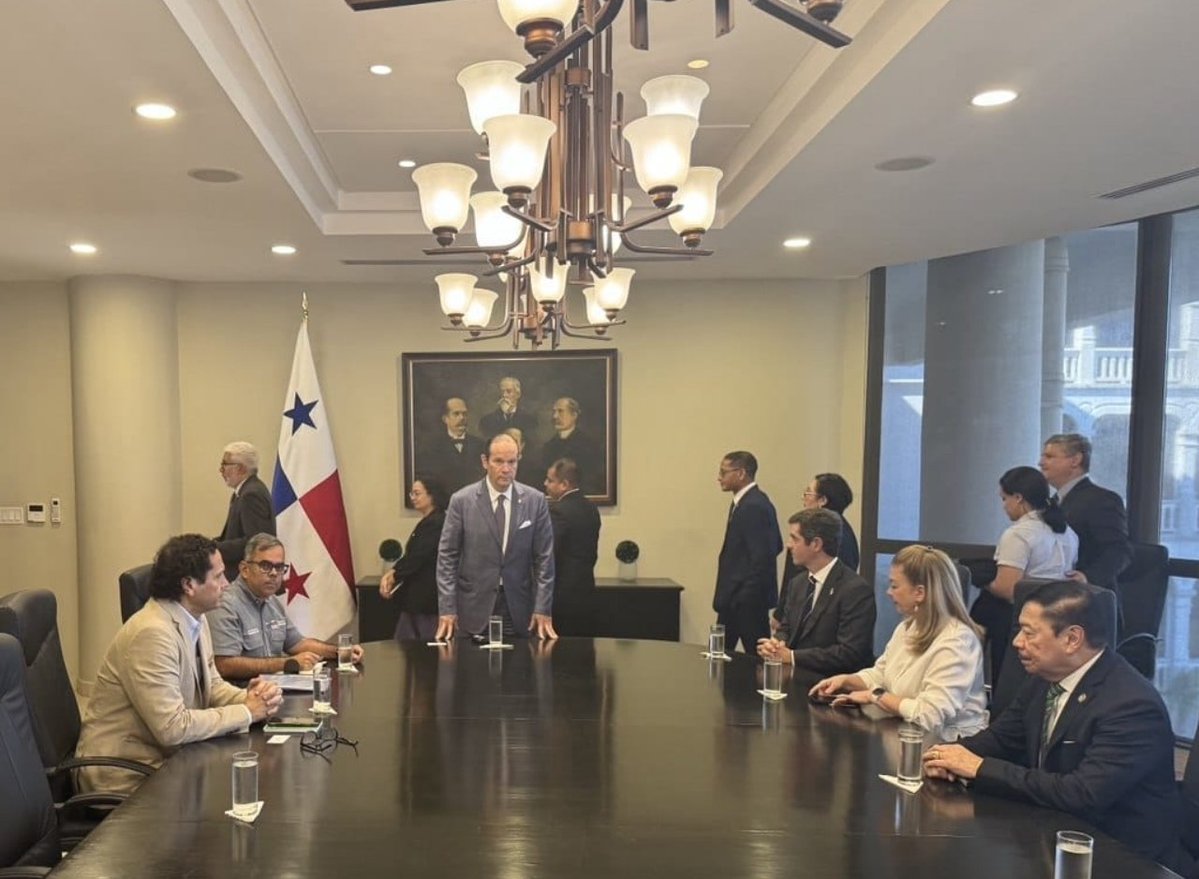 Canciller de Panamá se reúne con delegación venezolana para coordinar asistencia tras el sismo