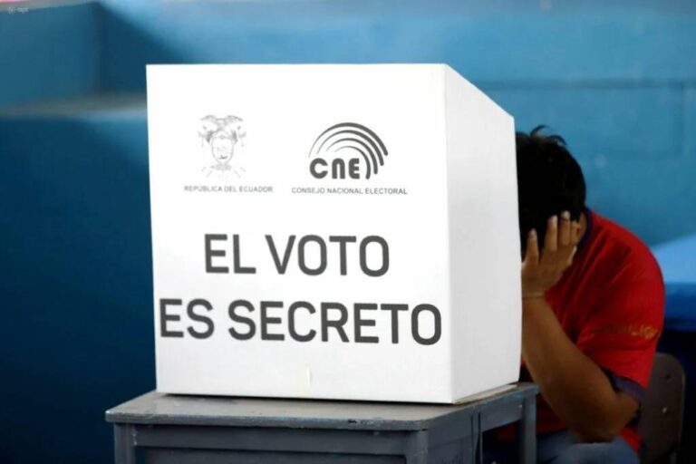 Venezolanos y cubanos no podrán votar en elecciones previstas para noviembre en Ecuador