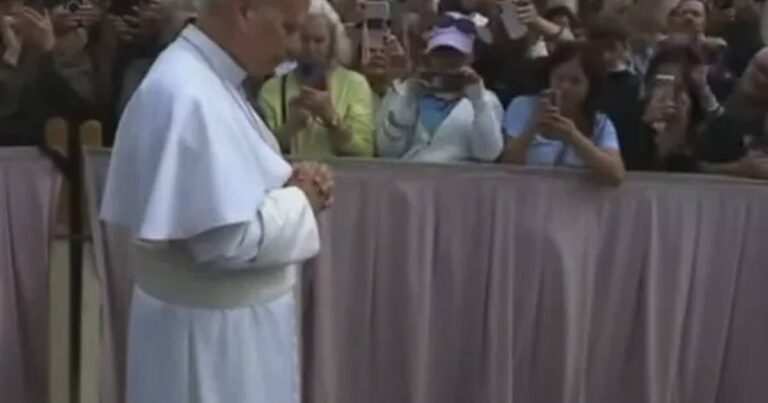 Lo que se sabe de la operación del papa León XIV por un tumor canceroso